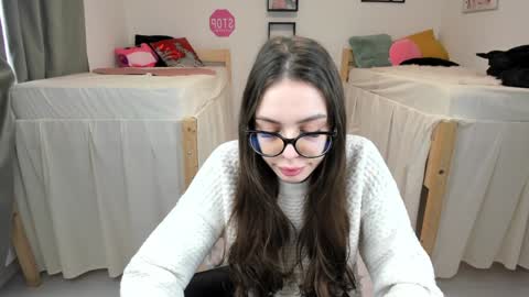 18perfecttits online show from February 6, 12:04 pm