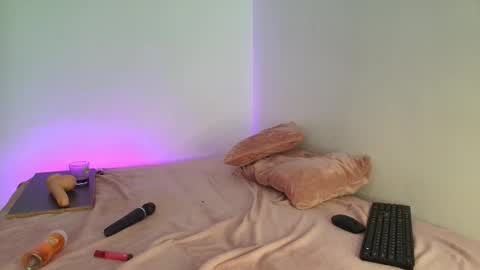 Carl the good girl online show from March 23, 8:31 am