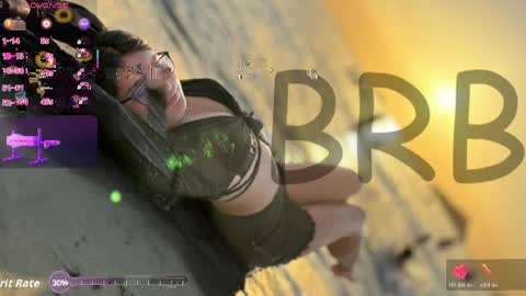 1_scarllet_ online show from May 12, 4:35 pm