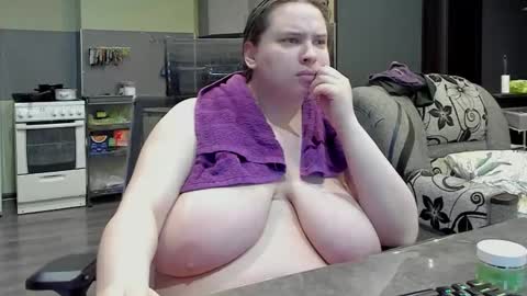 1LINDSEY1 online show from March 1, 4:44 pm