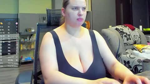 1LINDSEY1 online show from November 26, 2:01 am