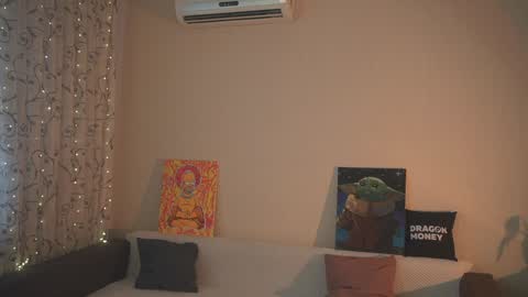 Elley  online show from February 3, 10:36 am