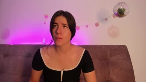 milu online show from October 10, 11:37 am