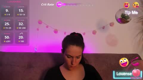 milu online show from October 18, 11:57 am