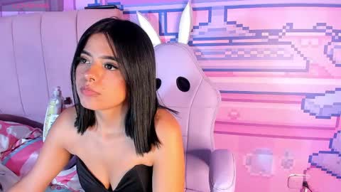 Alice  online show from October 17, 3:21 am