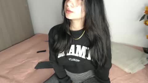 _abrill_20 online show from October 28, 11:20 pm