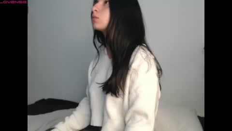 Snapshot of _abrill_20 chatting on October 12, 8:44 pm _abrill_20 online show from October 12, 8:44 pm