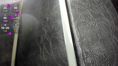 Snapshot of _agathaargent chatting on September 13, 11:51 am Agatha online show from September 13, 11:51 am