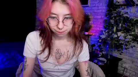Alice online show from June 24, 9:25 pm