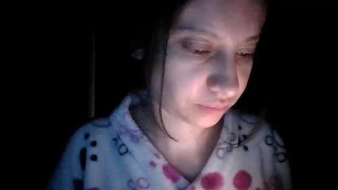 _alyson online show from November 18, 7:09 am