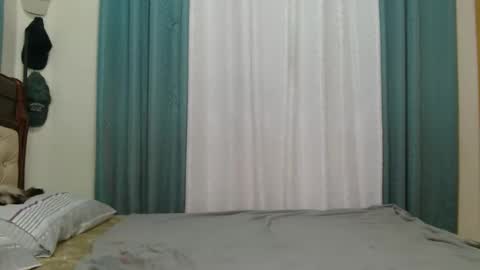 Amber online show from October 23, 5:41 pm