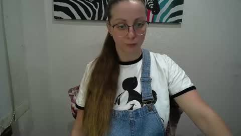 Anna online show from June 19, 9:24 am