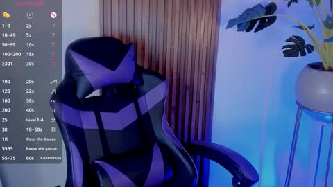   online show from March 20, 2:33 pm