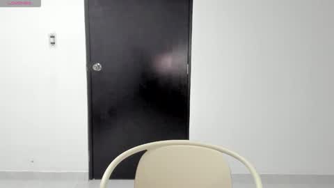 _blairwest_ online show from January 10, 6:07 am