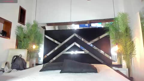 Snapshot of _candy_sweet chatting on March 12, 6:00 pm Candy online show from March 12, 6:00 pm
