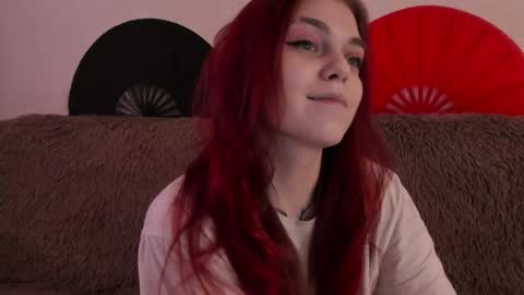 Caroline online show from April 5, 12:04 pm