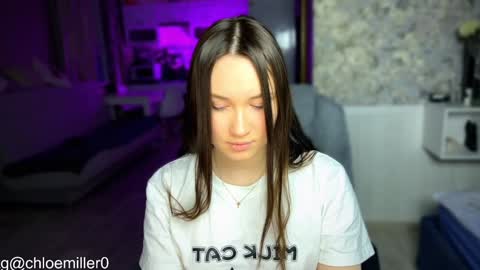 _chloe_miller_ online show from January 31, 7:18 pm