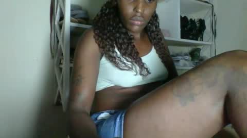 clara online show from February 19, 11:54 am