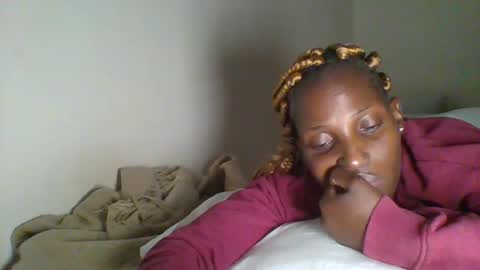 clara online show from February 2, 9:45 pm