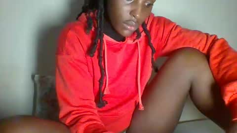 clara online show from March 10, 5:00 am