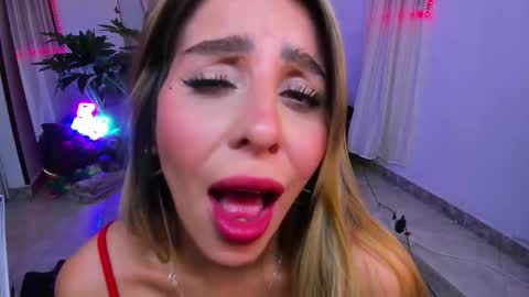  Chloe  online show from March 20, 5:56 am