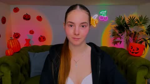 Erika online show from November 2, 8:12 pm