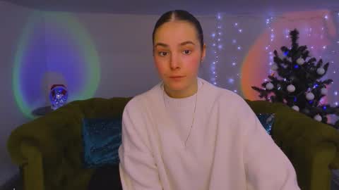 Erika online show from December 17, 1:15 pm