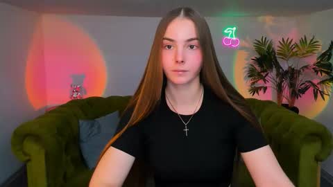 Erika online show from October 23, 1:39 pm