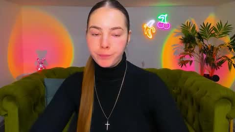 Erika online show from November 29, 9:13 am