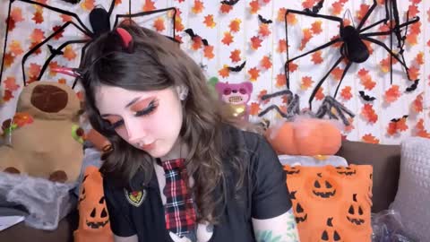 Kate online show from October 6, 6:45 pm