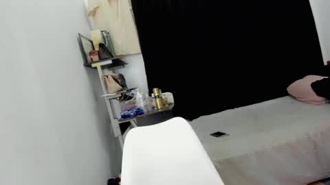 dianna find true love online show from June 22, 8:33 am