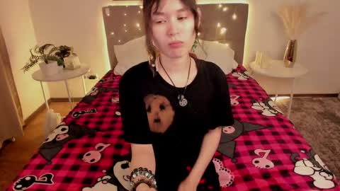 _emily__strike_ online show from May 24, 1:37 am