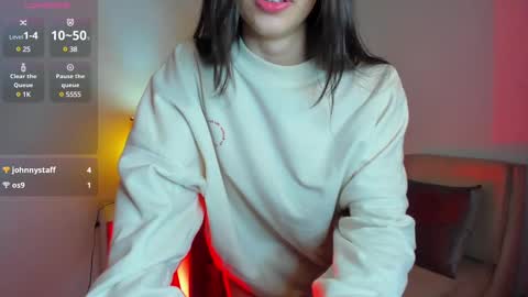 Snapshot of _emma_m chatting on February 25, 12:47 am emma morryson online show from February 25, 12:47 am