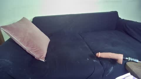 Emma Sugar online show from April 8, 9:17 pm