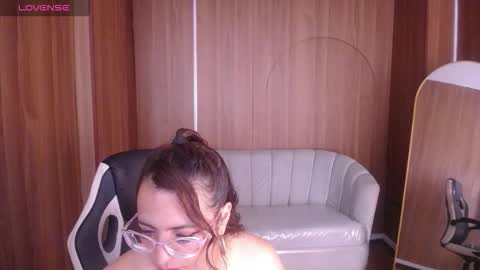  evoni  online show from November 9, 12:45 pm