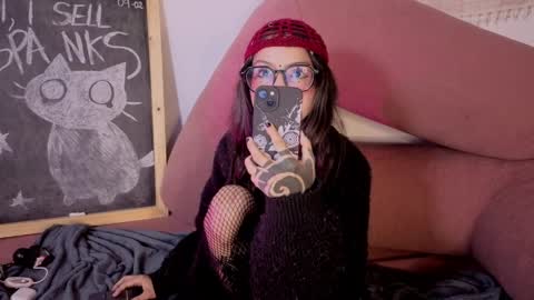 Gaia online show from April 6, 4:46 am