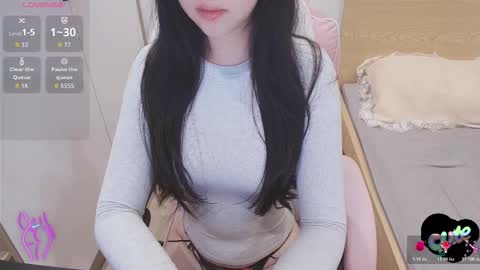 Anna online show from November 19, 2:06 pm