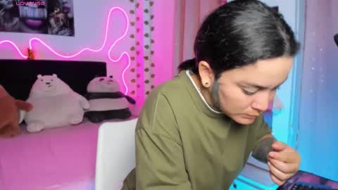 LEEP  online show from October 26, 1:34 am