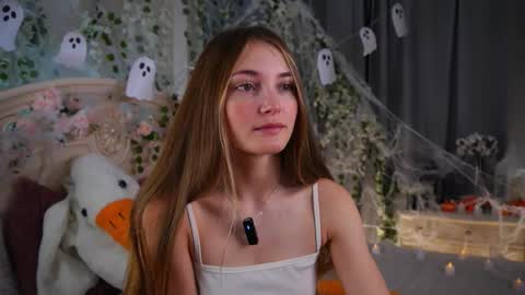 Milly online show from October 28, 2:39 am