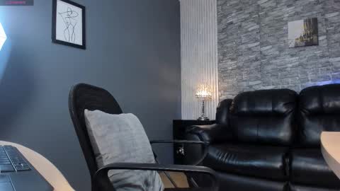 Hanna online show from February 23, 8:30 pm