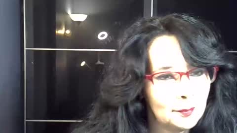 _imany_ online show from March 1, 1:00 pm