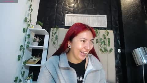 Snapshot of _johana18 chatting on January 27, 12:58 pm Mia online show from January 27, 12:58 pm