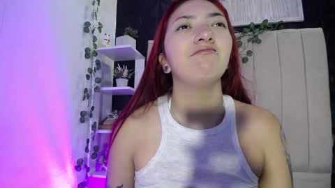 Snapshot of _johana18 chatting on January 22, 12:49 pm Mia online show from January 22, 12:49 pm