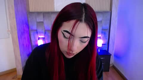 Snapshot of _johana18 chatting on September 11, 2:50 pm Mia online show from September 11, 2:50 pm