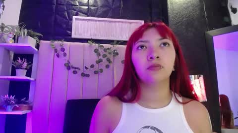 Snapshot of _johana18 chatting on January 8, 12:58 pm Mia online show from January 8, 12:58 pm