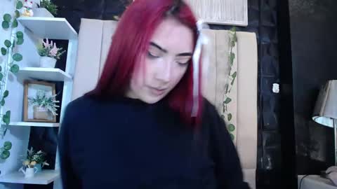 Snapshot of _johana18 chatting on February 7, 2:26 pm Mia online show from February 7, 2:26 pm