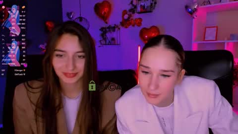 _kellykitten_ online show from February 20, 2:29 pm