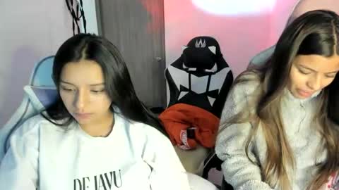 khloe sweet online show from December 4, 9:48 pm