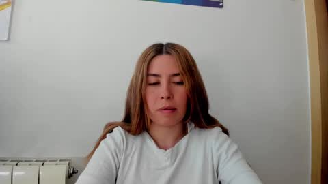 Snapshot of _kimikatt__ chatting on February 26, 2:38 pm  Kendall online show from February 26, 2:38 pm