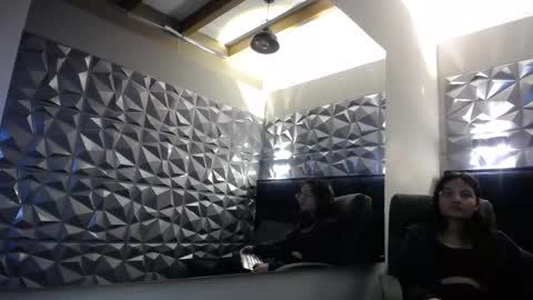 Jalina online show from November 17, 5:24 pm